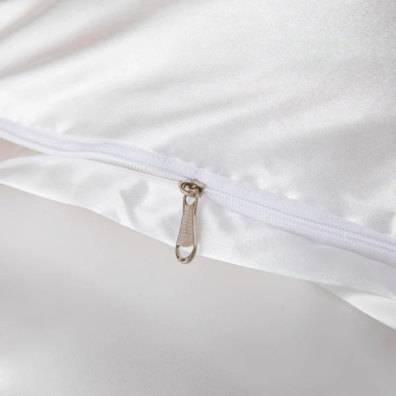 Zestaw 3 elementów – poszwa na kołdrę satynowa, miękka i delikatna, na noce z nutą luksusu